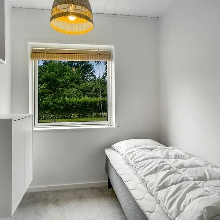 Adisl - 300m To The Fjord By Interhome Højslev