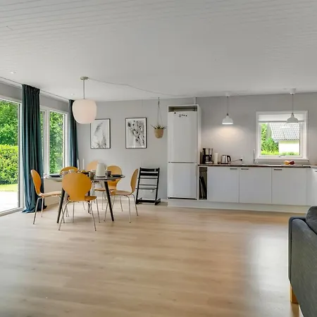 Adisl - 300m To The Fjord By Interhome Feriehus Højslev